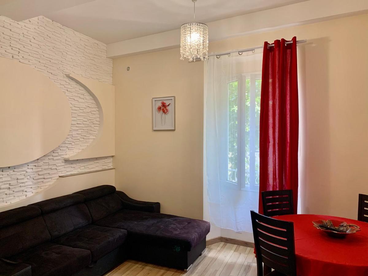 Splendide Studio Au Coeur Historique De Frejus Daire Dış mekan fotoğraf